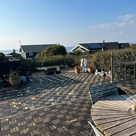House With Sea View At Stillinge *