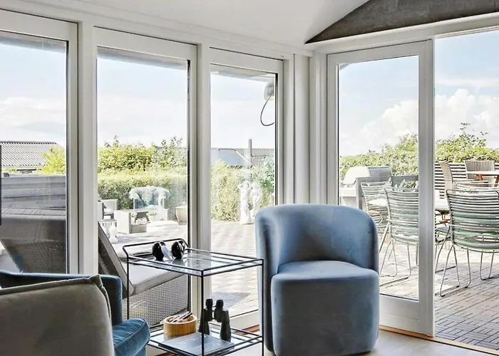 Сasa de vacaciones House With Sea View At Stillinge